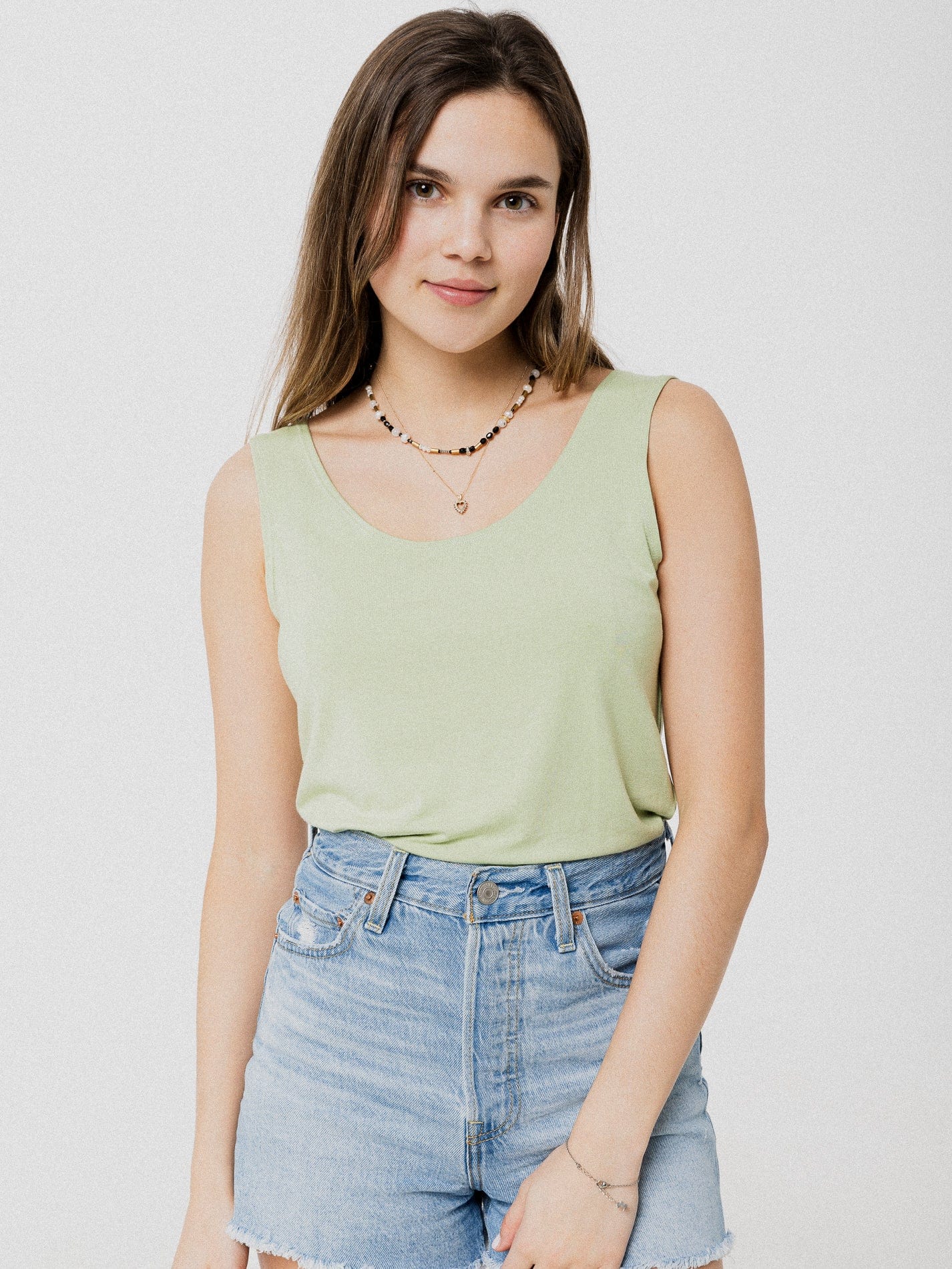 Camisole longue, ample et confortable verte.