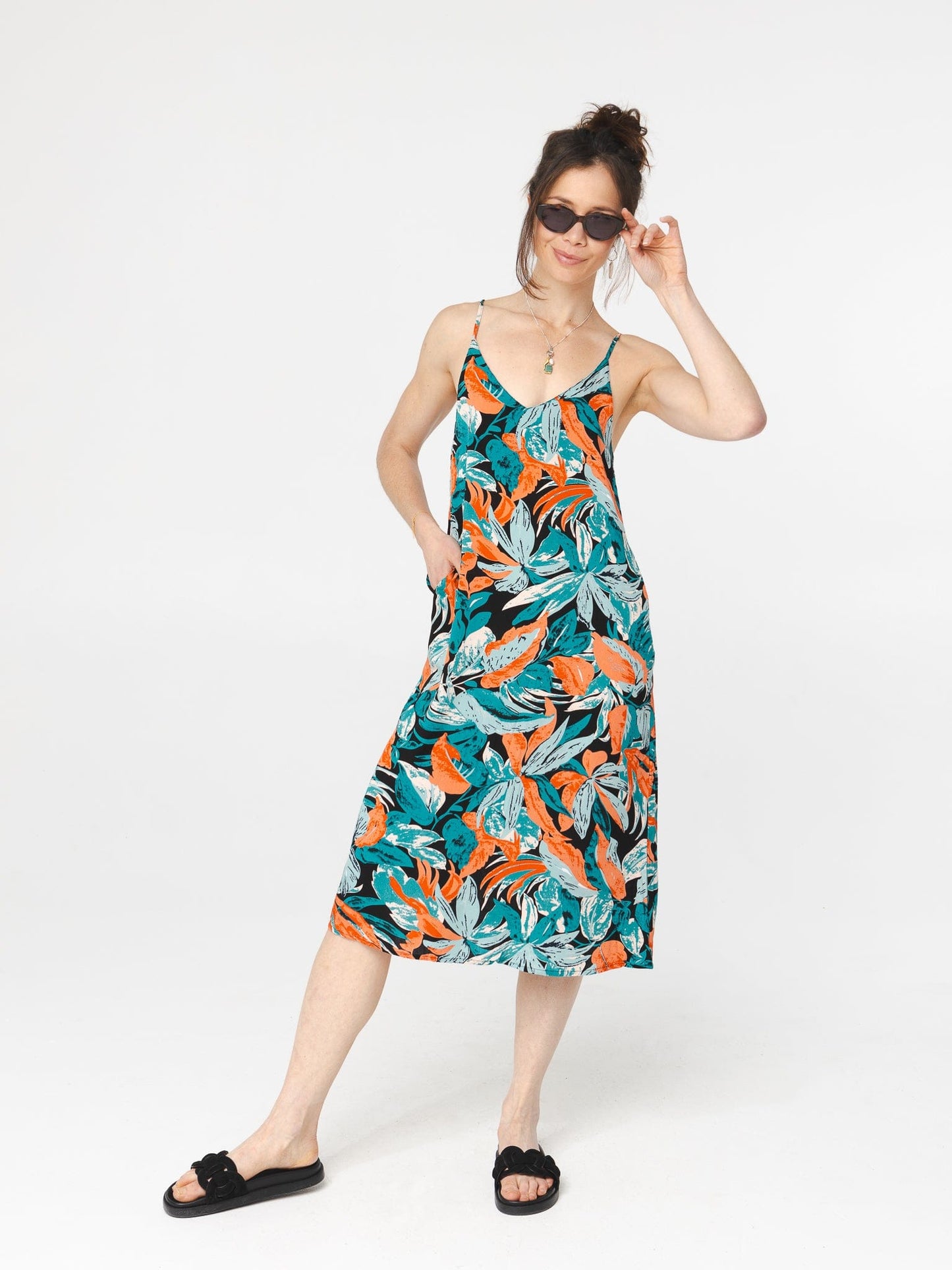 Evelyne Dress - Gold
