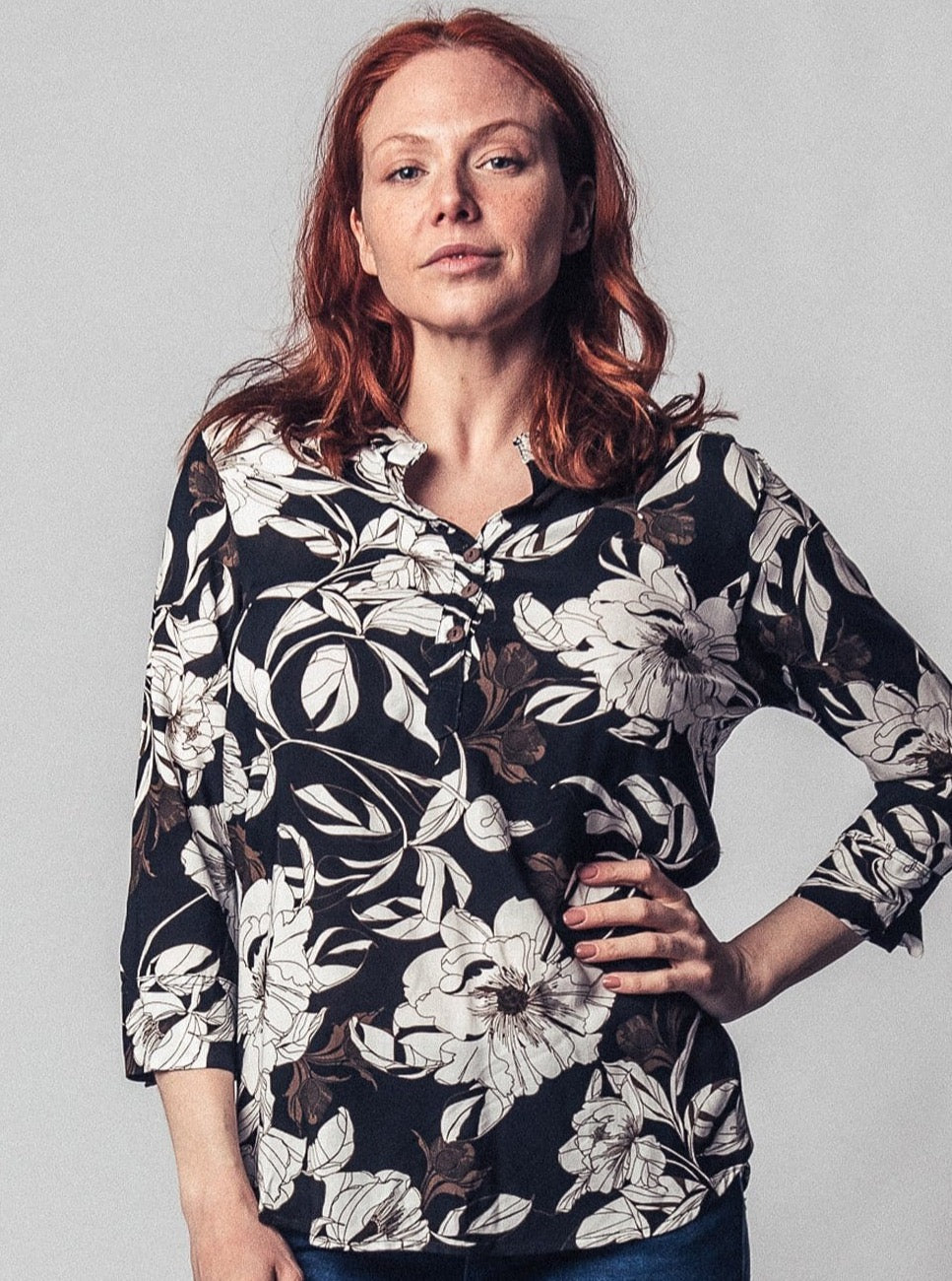 La paz black floral blouse